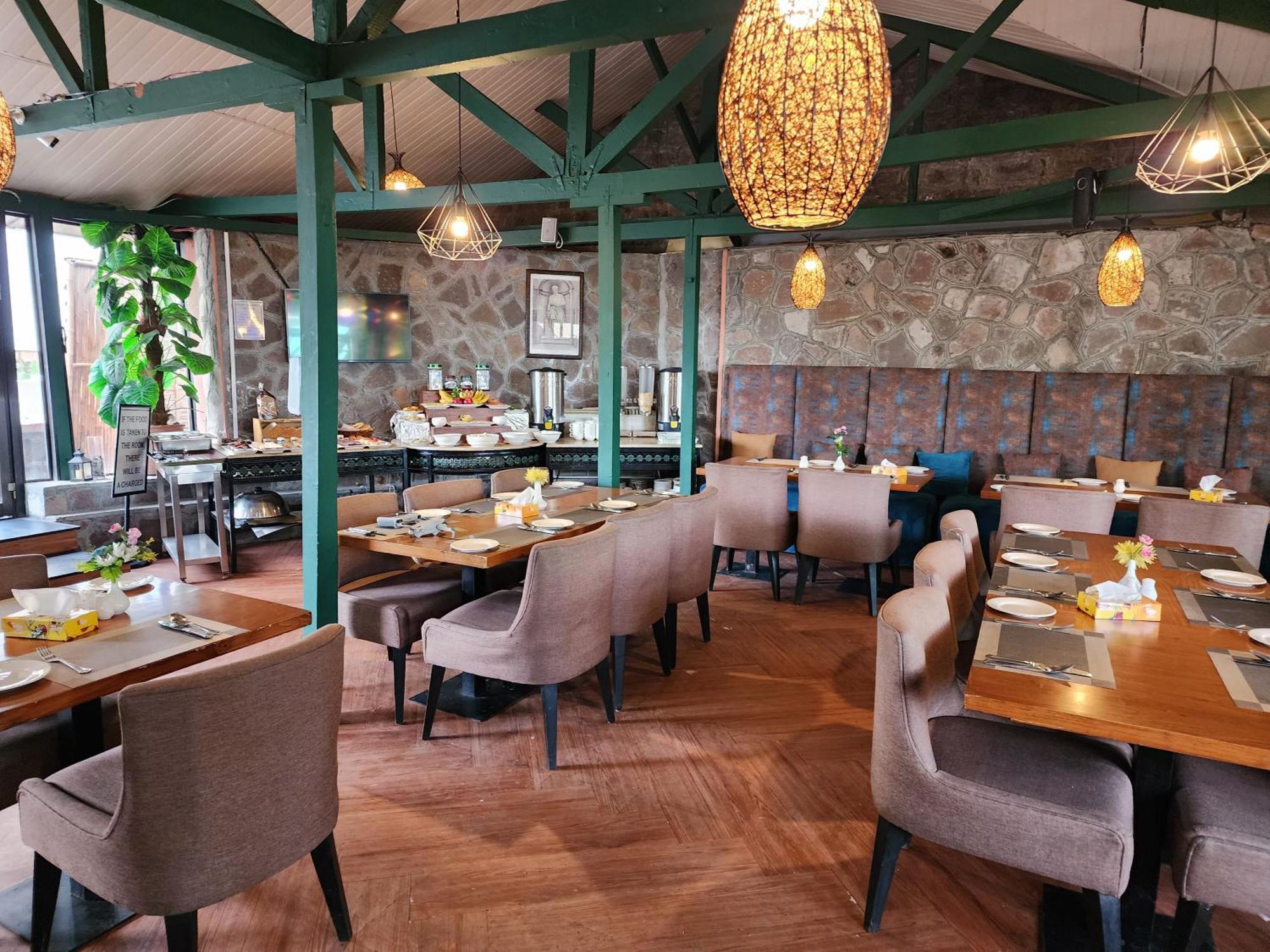 Maisonette Firhill Hotel & Resort Murree Εξωτερικό φωτογραφία