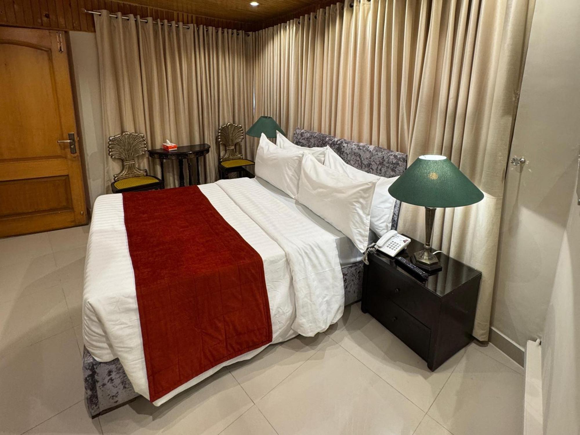 Maisonette Firhill Hotel & Resort Murree Εξωτερικό φωτογραφία