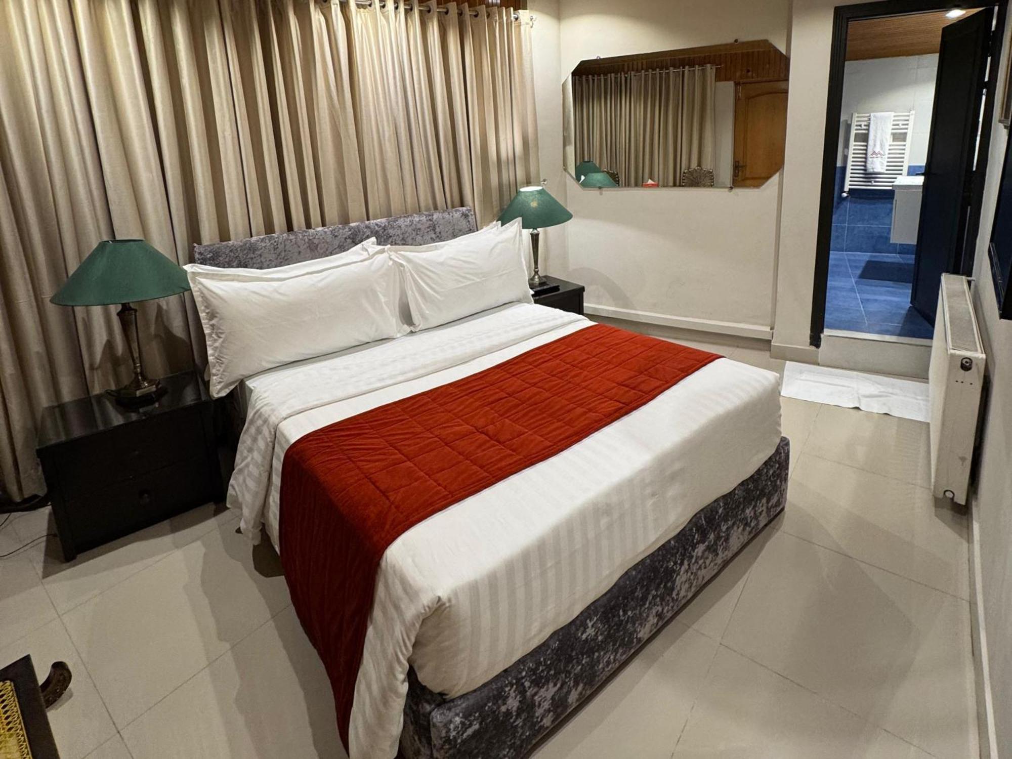 Maisonette Firhill Hotel & Resort Murree Εξωτερικό φωτογραφία